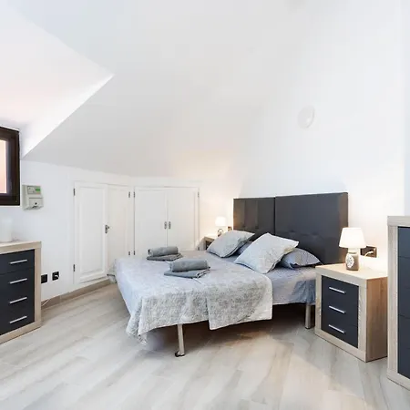 Apartament Moderne Mit Meerblick Und Pool *